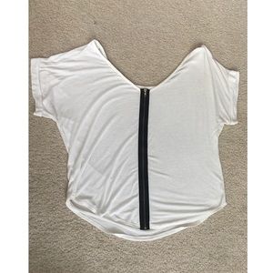 Women’s faux zipper t-shirt
